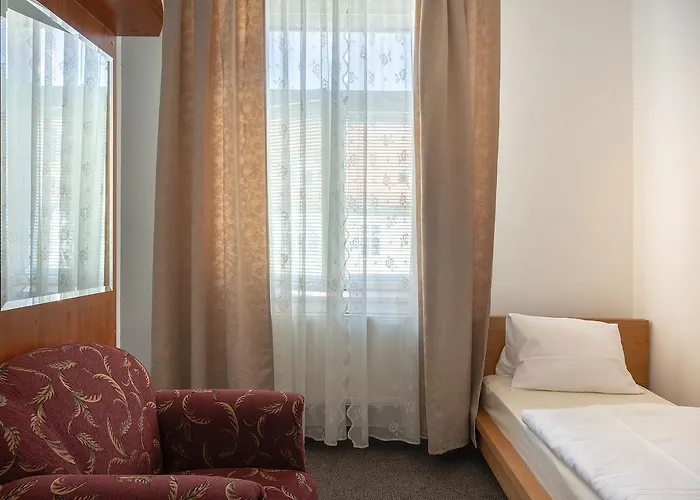 Zelena Ratolest 3* Ceske Budejovice
