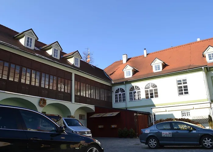 게스트하우스 Zelena Ratolest